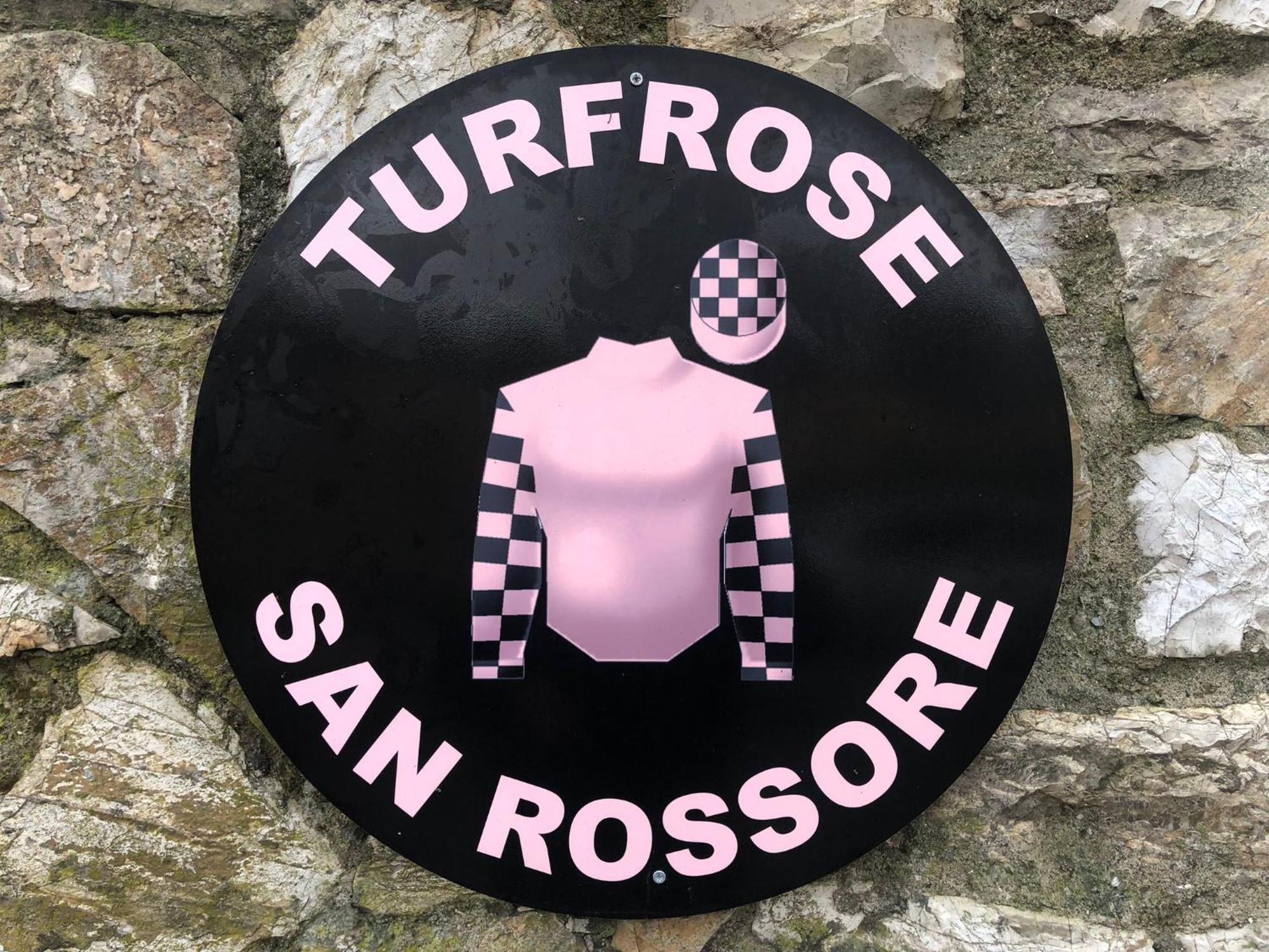 Turfrose Di San Rossore A Pisa By Zoom In Earth Exterior photo